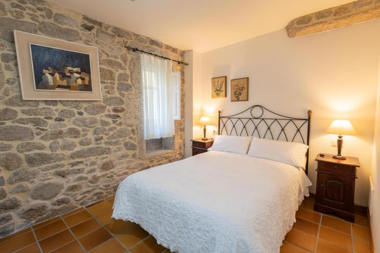 Entre Os Rios - Casa Rural Y Enoturismo โปบราโดคารามิงยาล ภายนอก รูปภาพ