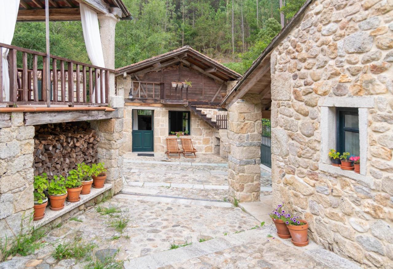 Entre Os Rios - Casa Rural Y Enoturismo โปบราโดคารามิงยาล ภายนอก รูปภาพ