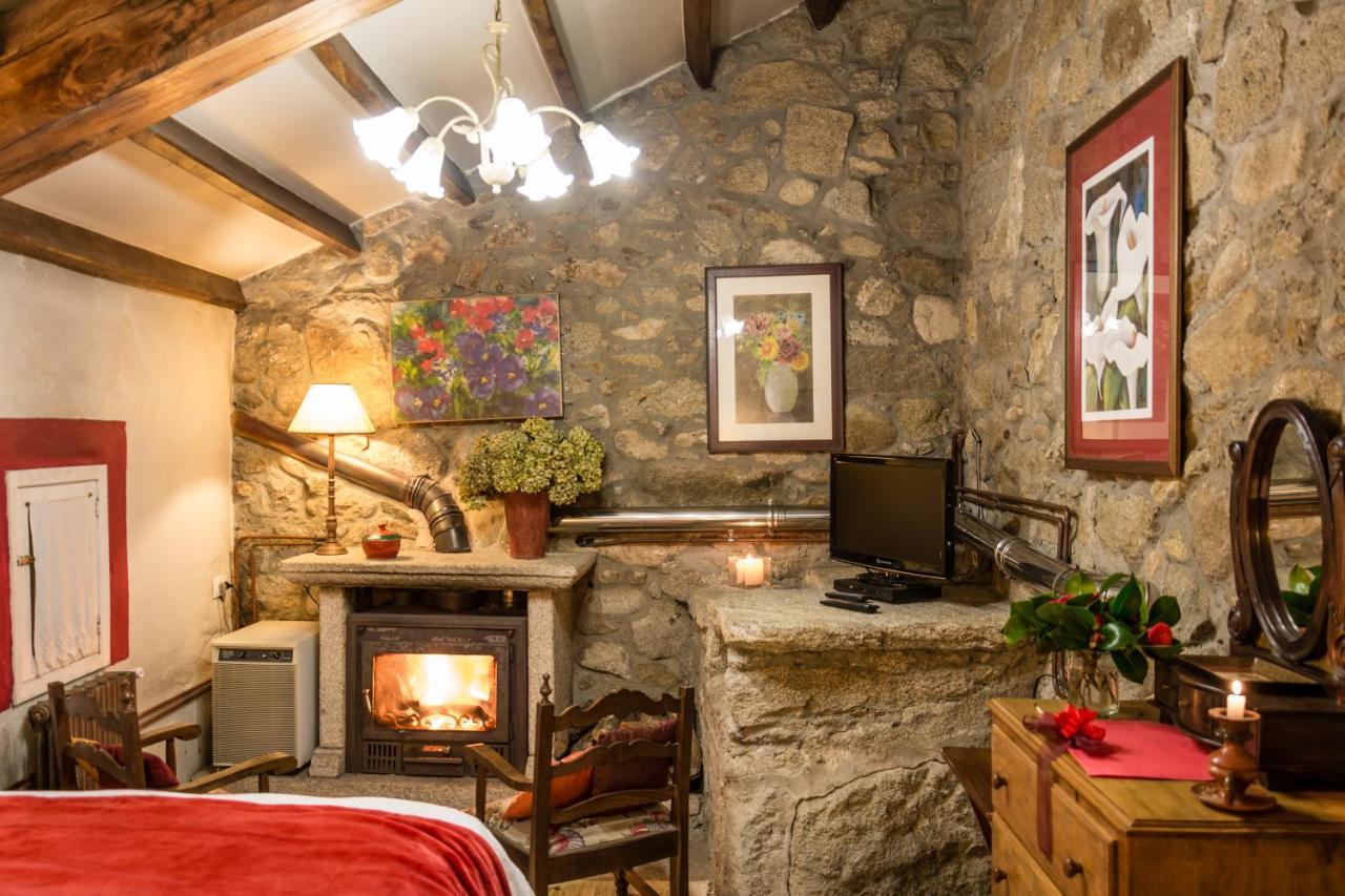 Entre Os Rios - Casa Rural Y Enoturismo โปบราโดคารามิงยาล ภายนอก รูปภาพ